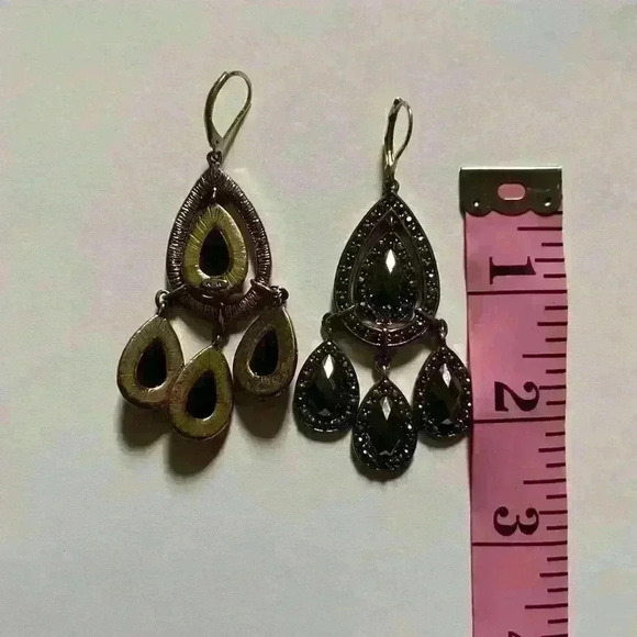 Vintage Nancy & Rise NY Black Stones and Bronze Tones Earrings - Picture 2 of 3